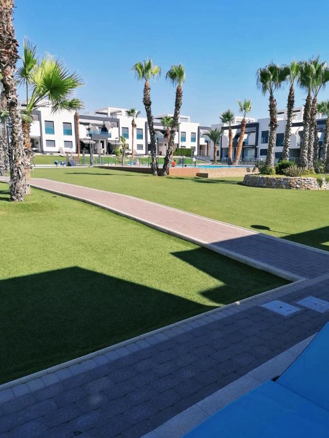 Bright Bungalow Oasis Beach La Zenia Orihuela Eksteriør billede
